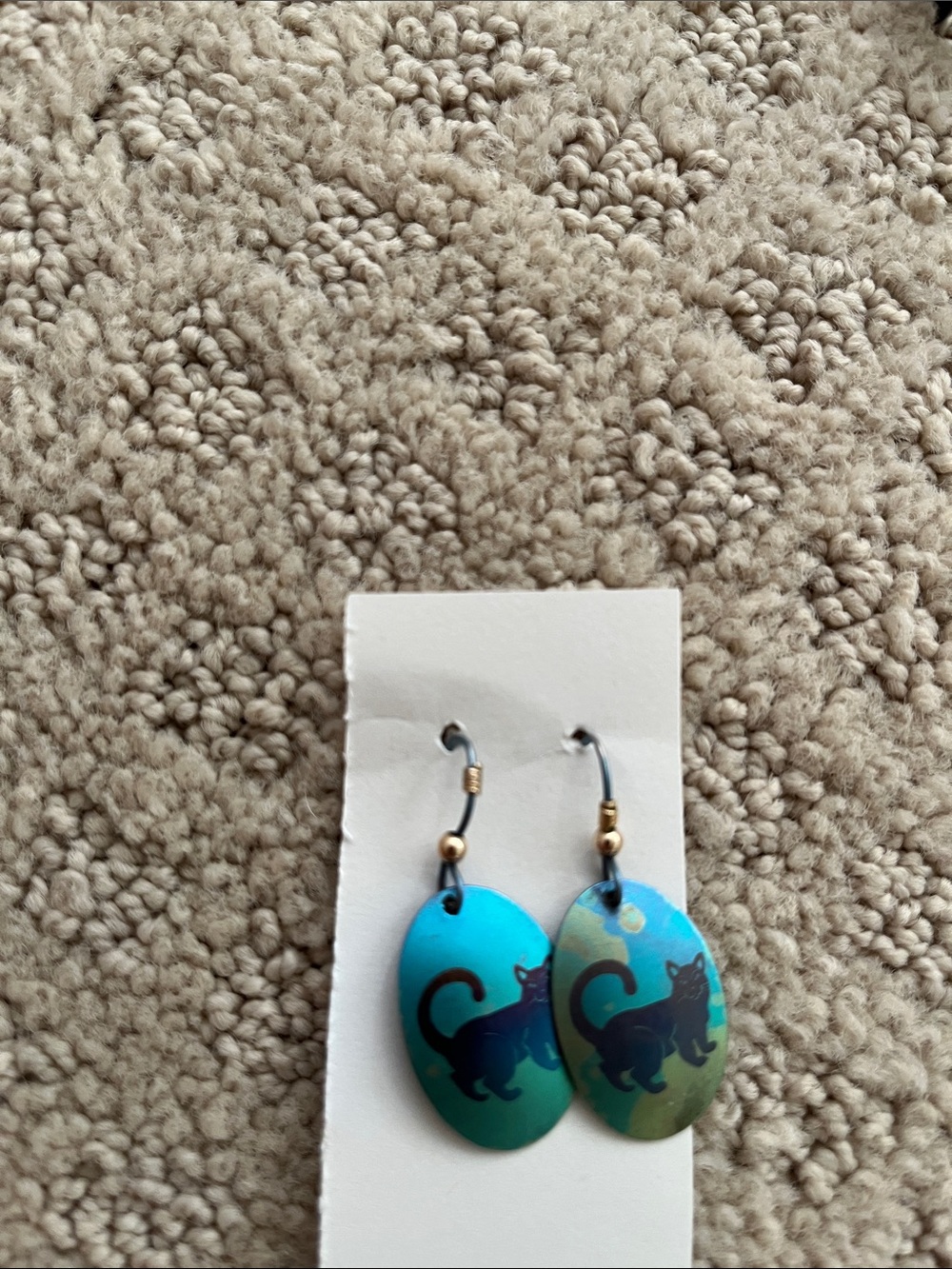 Fun earrings - Picture 7 of 10
